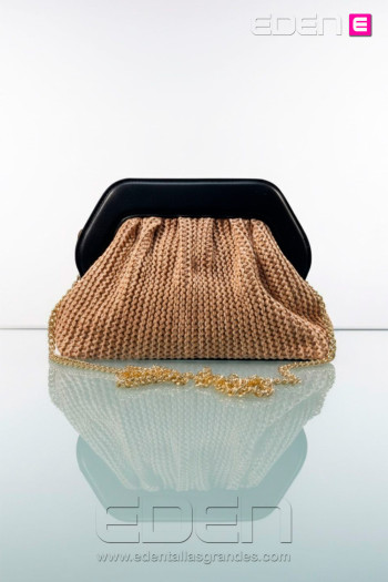 Bolso Clutch Cassandra Rafia Negro - Imagen 1