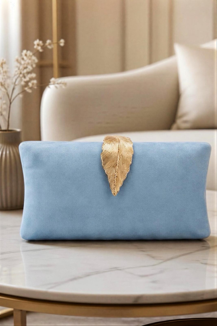 Bolso Clutch Hoja Antelina Celeste - Imagen 1