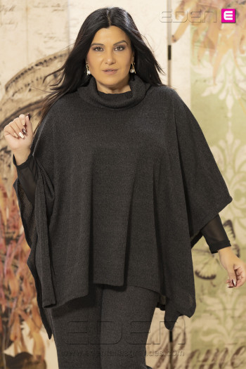 Poncho Mango Negro Con Alma - Imagen 1