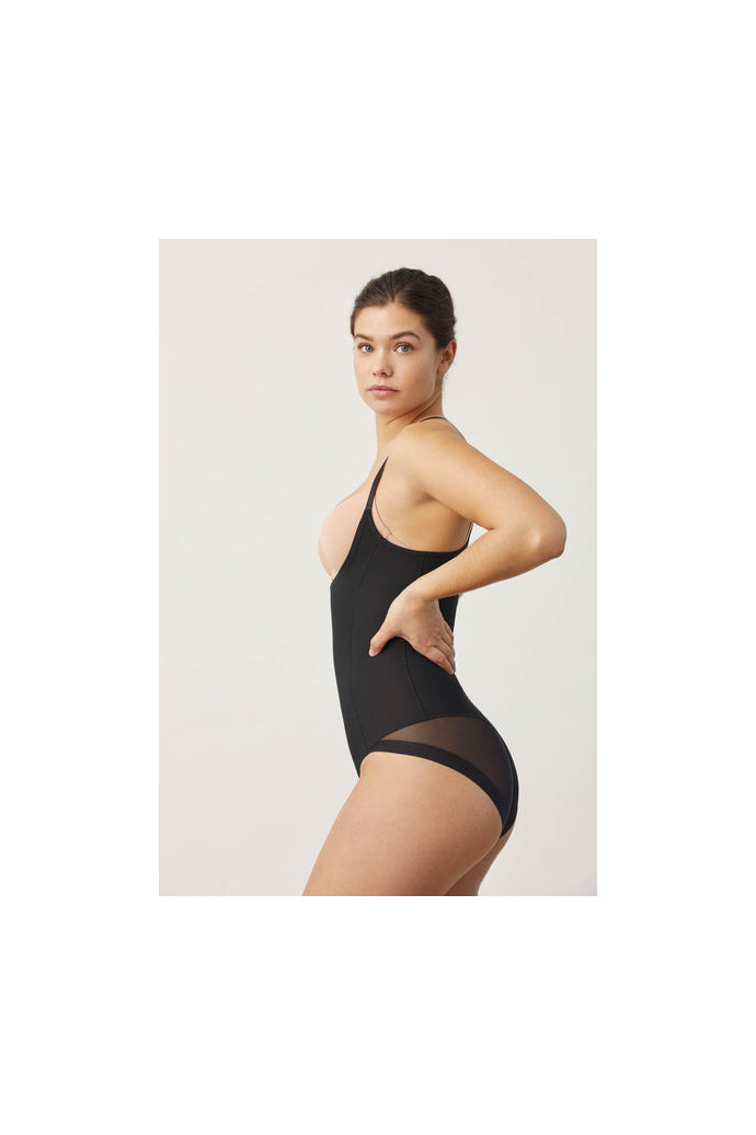Body-Up reductor Braga moldeador de figura Negro Isabel Mora - Imagen 4